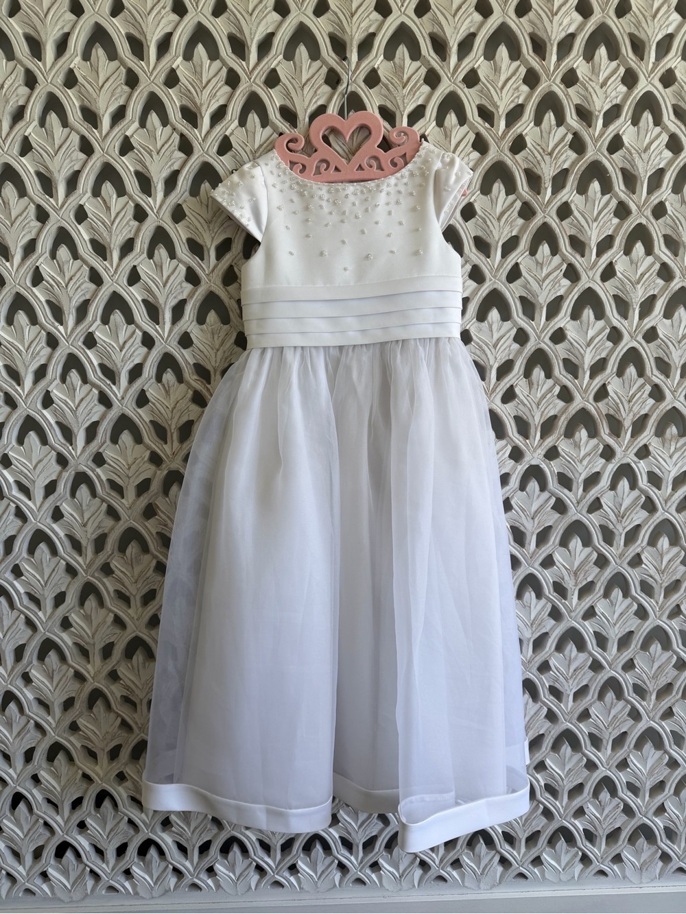 David's Bridal White Beaded Bodice Flower Girl Dress - Picture 2 of 7
